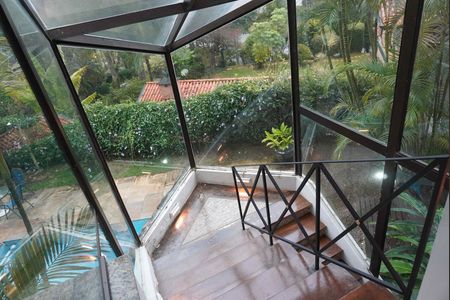 Casa de condomínio à venda com 585m², 5 quartos e 3 vagasVista piso superior