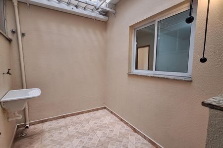 Apartamento para alugar com 39m², 2 quartos e 1 vaga Apartamento para alugar com 39m², 2 quartos e 1 vagaÁrea de Serviço