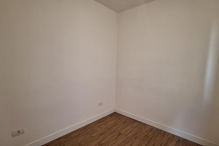 Quarto 1 de apartamento para alugar com 2 quartos, 39m² em Vila Vitória, Santo André