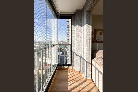 Apartamento à venda com 44m², 2 quartos e 1 vaga Apartamento à venda com 44m², 2 quartos e 1 vagaSacada