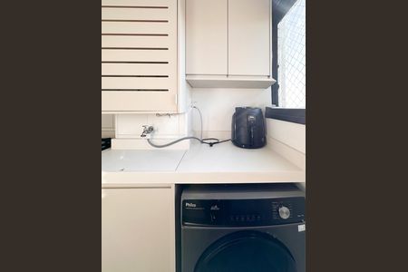 Apartamento à venda com 44m², 2 quartos e 1 vaga Apartamento à venda com 44m², 2 quartos e 1 vagaÁrea de Serviço