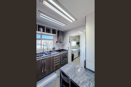 Apartamento à venda com 106m², 3 quartos e 2 vagas Apartamento à venda com 106m², 3 quartos e 2 vagasCozinha