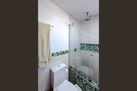 Apartamento à venda com 106m², 3 quartos e 2 vagas Apartamento à venda com 106m², 3 quartos e 2 vagasBanheiro da Suíte