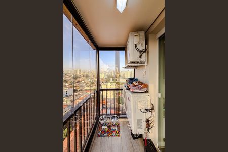 Apartamento à venda com 106m², 3 quartos e 2 vagas Apartamento à venda com 106m², 3 quartos e 2 vagasVaranda da Suíte