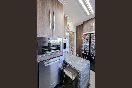 Apartamento à venda com 106m², 3 quartos e 2 vagas Apartamento à venda com 106m², 3 quartos e 2 vagasCozinha