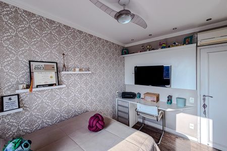 Apartamento à venda com 106m², 3 quartos e 2 vagas Apartamento à venda com 106m², 3 quartos e 2 vagasQuarto 2