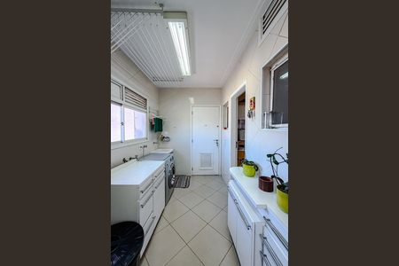 Apartamento à venda com 106m², 3 quartos e 2 vagas Apartamento à venda com 106m², 3 quartos e 2 vagasÁrea de Serviço