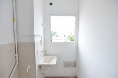 Apartamento à venda com 44m², 2 quartos e 1 vaga Apartamento à venda com 44m², 2 quartos e 1 vagaÁrea de Serviço