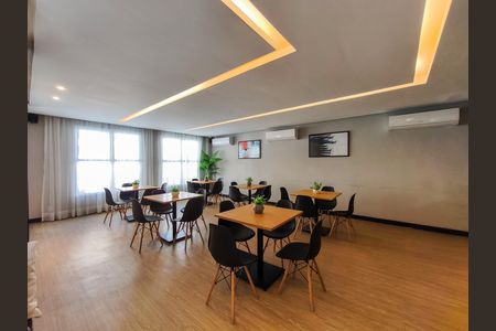Apartamento à venda com 44m², 2 quartos e 1 vaga Apartamento à venda com 44m², 2 quartos e 1 vagaÁrea comum - Salão de festas