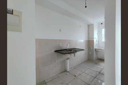 Apartamento à venda com 44m², 2 quartos e 1 vaga Apartamento à venda com 44m², 2 quartos e 1 vagaCozinha e Área de Serviço