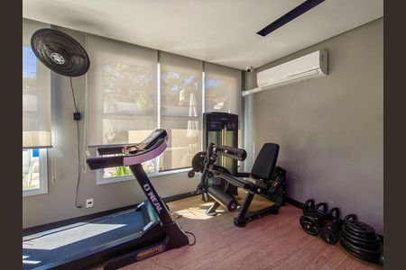 Apartamento à venda com 44m², 2 quartos e 1 vaga Apartamento à venda com 44m², 2 quartos e 1 vagaÁrea comum - Academia
