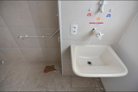 Apartamento à venda com 45m², 2 quartos e 1 vaga Apartamento à venda com 45m², 2 quartos e 1 vagaÁrea de Serviço