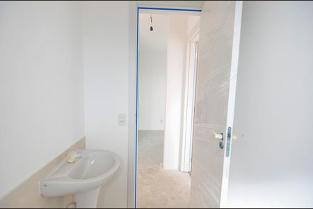 Apartamento à venda com 45m², 2 quartos e 1 vaga Apartamento à venda com 45m², 2 quartos e 1 vagaBanheiro