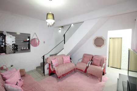 Casa à venda com 129m², 2 quartos e 1 vagaSala