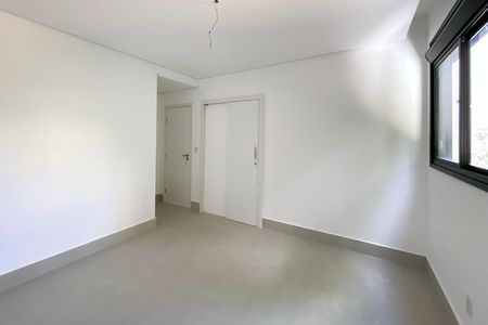 Apartamento à venda com 227m², 3 quartos e 2 vagasSemisuite 3