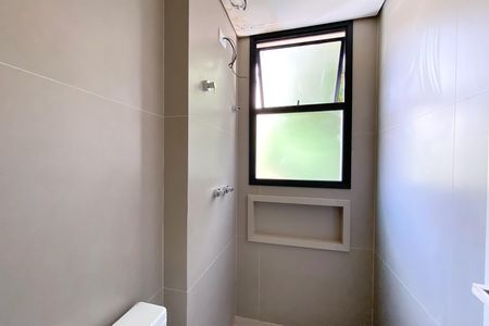 Apartamento à venda com 227m², 3 quartos e 2 vagasBanheiro das Semisuites