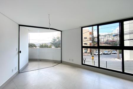 Apartamento à venda com 227m², 3 quartos e 2 vagasSala
