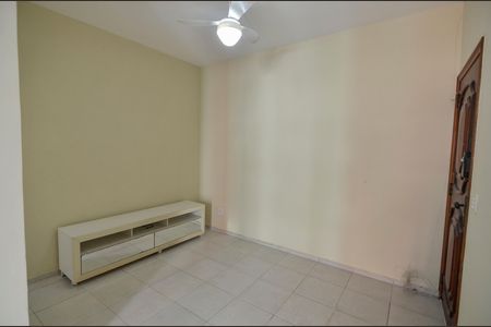 Apartamento para alugar com 56m², 2 quartos e 1 vaga Apartamento para alugar com 56m², 2 quartos e 1 vagaSala