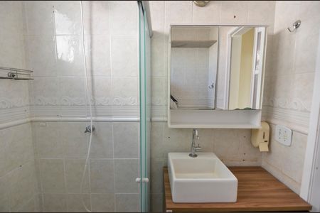 Apartamento para alugar com 56m², 2 quartos e 1 vaga Apartamento para alugar com 56m², 2 quartos e 1 vagaBanheiro