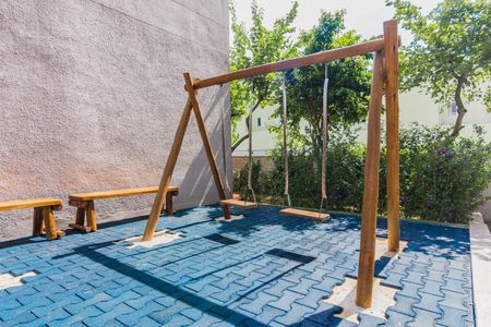 Apartamento à venda com 87m², 2 quartos e 1 vaga Apartamento à venda com 87m², 2 quartos e 1 vagaÁrea comum - Playground