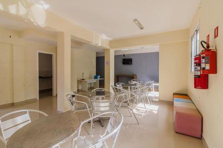 Apartamento à venda com 87m², 2 quartos e 1 vaga Apartamento à venda com 87m², 2 quartos e 1 vagaÁrea comum - Salão de festas