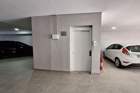 Apartamento para alugar com 90m², 3 quartos e 2 vagas Apartamento para alugar com 90m², 3 quartos e 2 vagasElevador