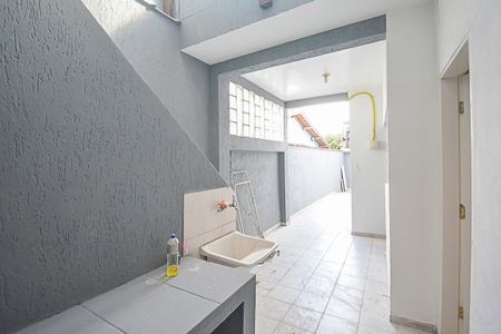 Casa para alugar com 177m², 3 quartos e 2 vagasÁrea de Serviço 2