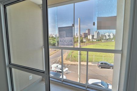 Sacada de apartamento para alugar com 2 quartos, 55m² em Jaraguá, Uberlândia