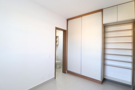 Apartamento para alugar com 55m², 2 quartos e 1 vagaQuarto 2 - Suíte