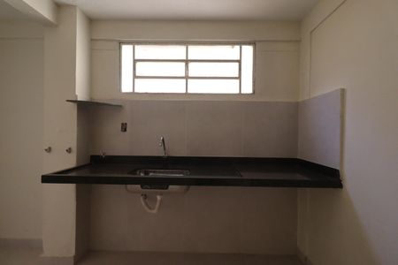 Cozinha de apartamento para alugar com 2 quartos, 55m² em Vila Virginia, Ribeirão Preto