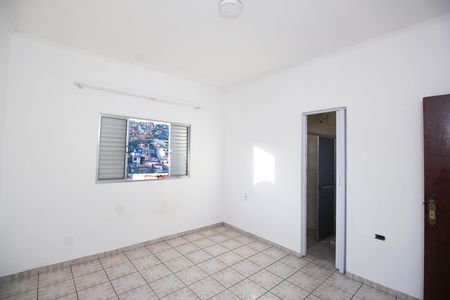 Casa para alugar com 100m², 3 quartos e 1 vaga Casa para alugar com 100m², 3 quartos e 1 vagaSuíte