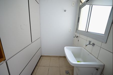 Apartamento à venda com 2 quartos, 60m² em Jardim Europa, Goiânia