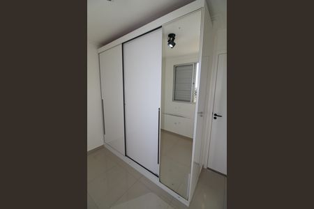 Quarto 1 de apartamento para alugar com 2 quartos, 48m² em Parque Industrial, São José dos Campos