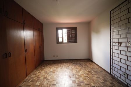 Casa para alugar com 200m², 4 quartos e 4 vagasQuarto 3