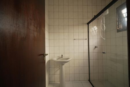 Casa para alugar com 200m², 4 quartos e 4 vagasBanheiro
