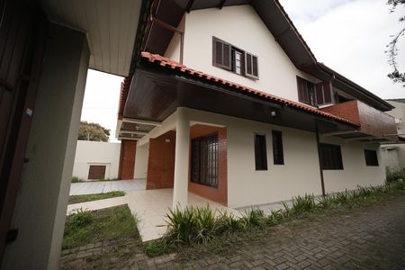 Casa para alugar com 200m², 4 quartos e 4 vagasÁrea externa