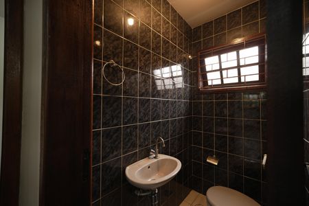 Casa para alugar com 200m², 4 quartos e 4 vagasLavabo