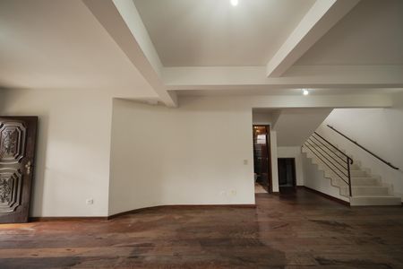 Sala de casa para alugar com 4 quartos, 200m² em Cajuru, Curitiba