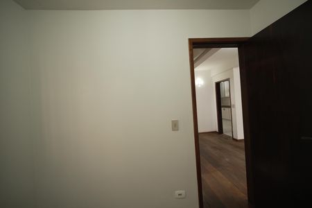 Casa para alugar com 200m², 4 quartos e 4 vagasEscritório