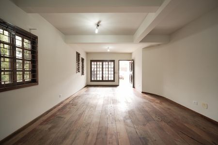 Sala de casa para alugar com 4 quartos, 200m² em Cajuru, Curitiba
