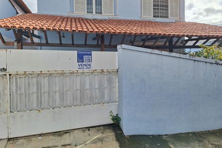 Casa à venda com 159m², 3 quartos e 1 vaga Casa à venda com 159m², 3 quartos e 1 vagaPlaca