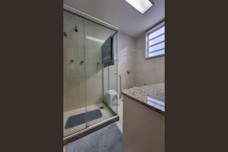 Casa à venda com 159m², 3 quartos e 1 vaga Casa à venda com 159m², 3 quartos e 1 vagaBanheiro Social
