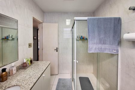 Casa à venda com 159m², 3 quartos e 1 vaga Casa à venda com 159m², 3 quartos e 1 vagaBanheiro Social