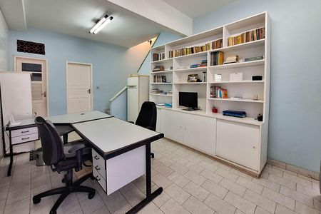 Casa à venda com 159m², 3 quartos e 1 vaga Casa à venda com 159m², 3 quartos e 1 vagaEscritório