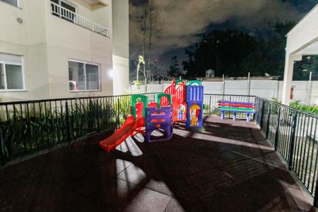 Apartamento para alugar com 39m², 2 quartos e sem vaga Apartamento para alugar com 39m², 2 quartos e sem vagaÁrea comum - Playground