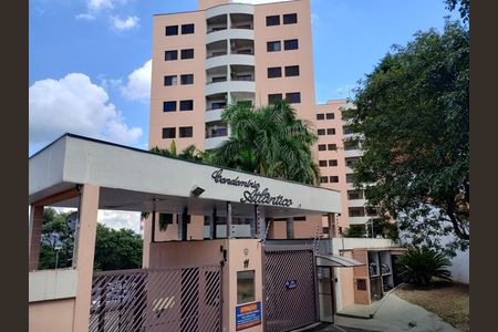 Apartamento à venda com 70m², 3 quartos e 2 vagas Apartamento à venda com 70m², 3 quartos e 2 vagasFachada