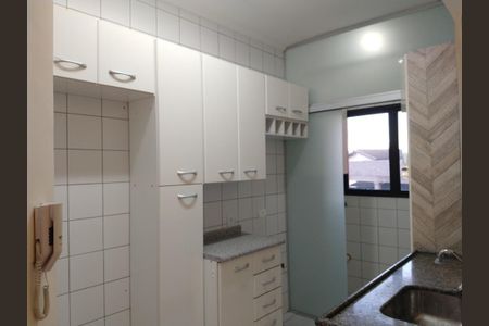 Apartamento à venda com 70m², 3 quartos e 2 vagas Apartamento à venda com 70m², 3 quartos e 2 vagasCozinha