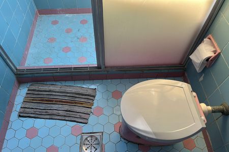 Apartamento para alugar com 65m², 2 quartos e 1 vaga Apartamento para alugar com 65m², 2 quartos e 1 vagaBanheiro