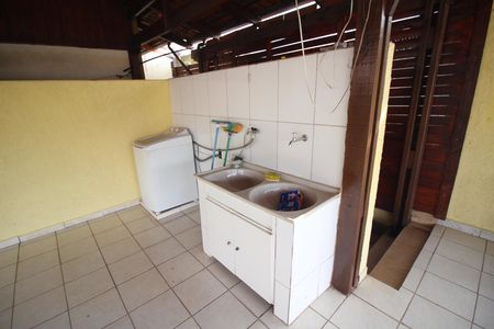 Casa à venda com 420m², 6 quartos e 2 vagasÁrea de Serviço