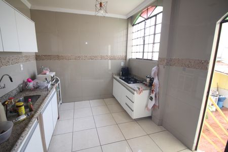 Casa à venda com 420m², 6 quartos e 2 vagasCozinha 1